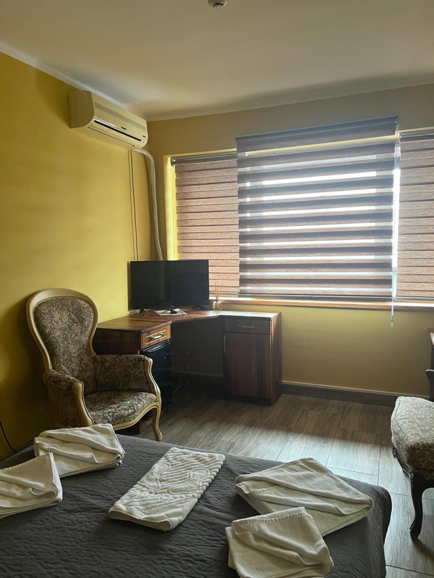 Hotel "Vir" Velika Plana Ngoại thất bức ảnh