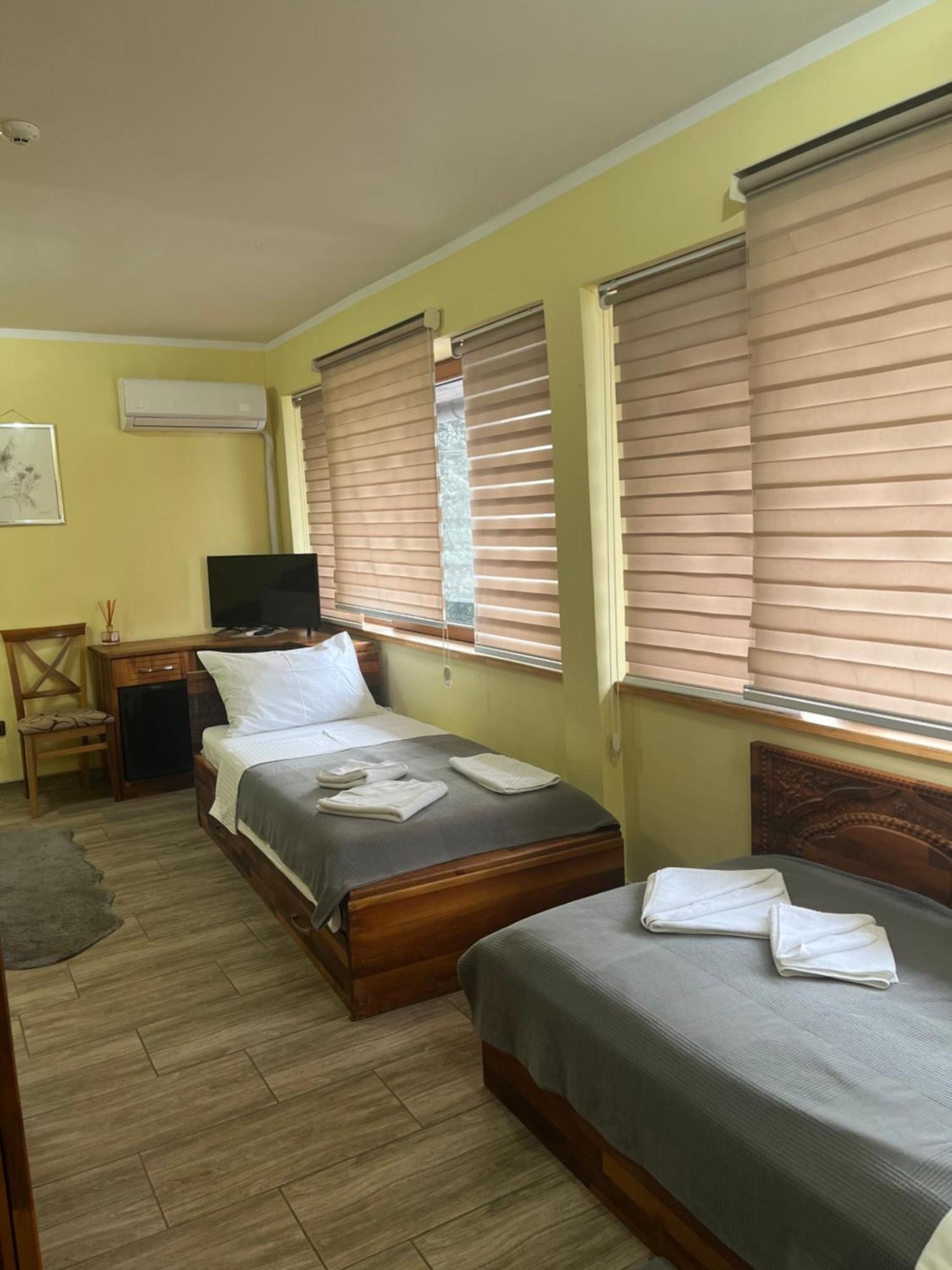 Hotel "Vir" Velika Plana Ngoại thất bức ảnh